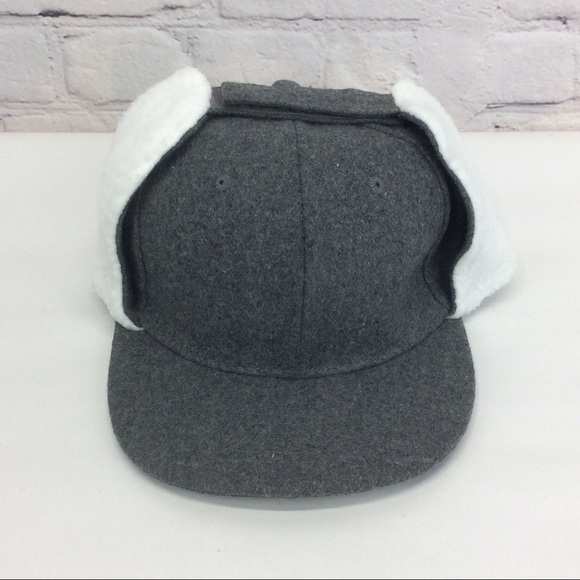 Pugs Gray Trapper Hat Men's OS w/Sherpa Lined Ear Flaps Hiking Outdoors Winter - Picture 5 of 8